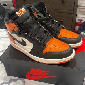 Jordan 1 Retro Shattered Backboard